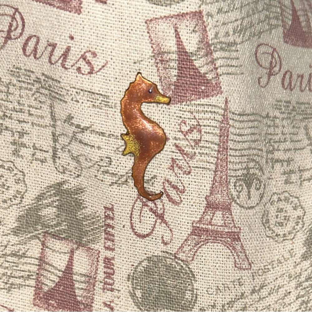 #12 - Enamel seahorse pin